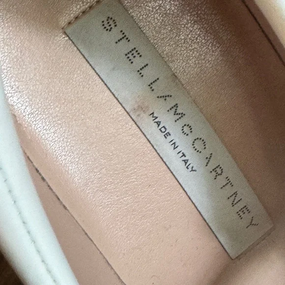 Stella McCartney white vegan leather Mary Jane platform shoes. Size 38 8